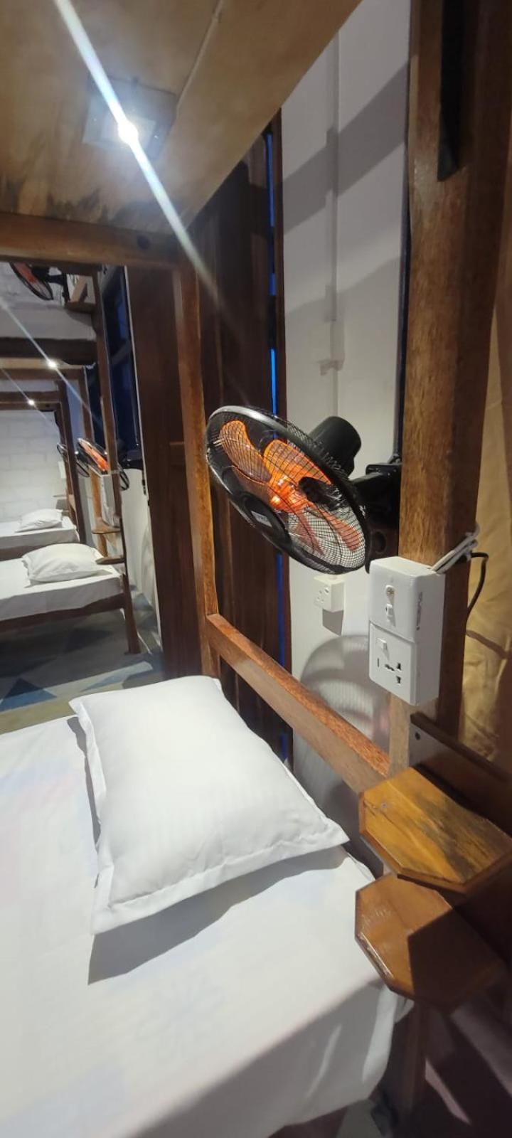 The Empyrean Airport Transit Hotel كاتوناياكى المظهر الخارجي الصورة
