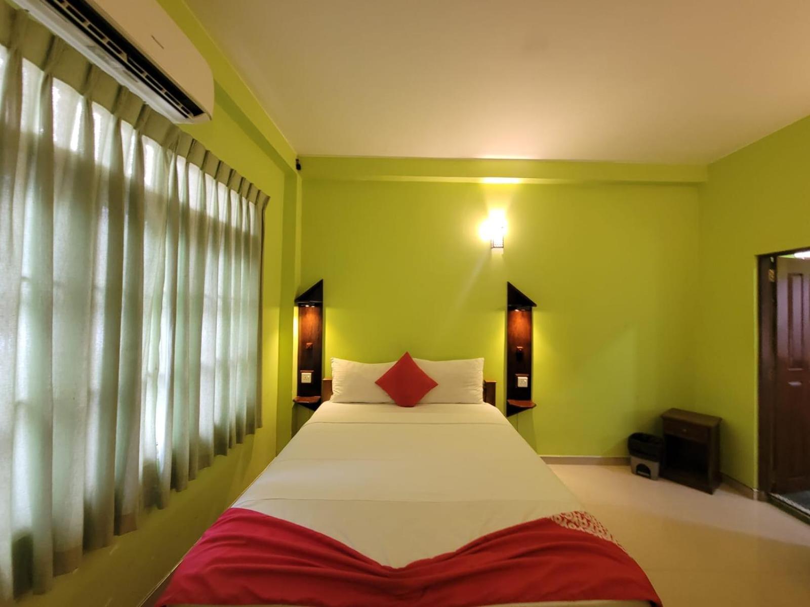The Empyrean Airport Transit Hotel كاتوناياكى المظهر الخارجي الصورة