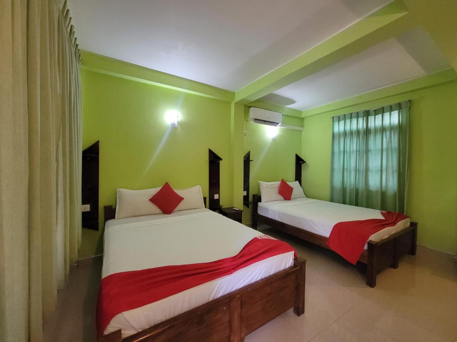 The Empyrean Airport Transit Hotel كاتوناياكى المظهر الخارجي الصورة